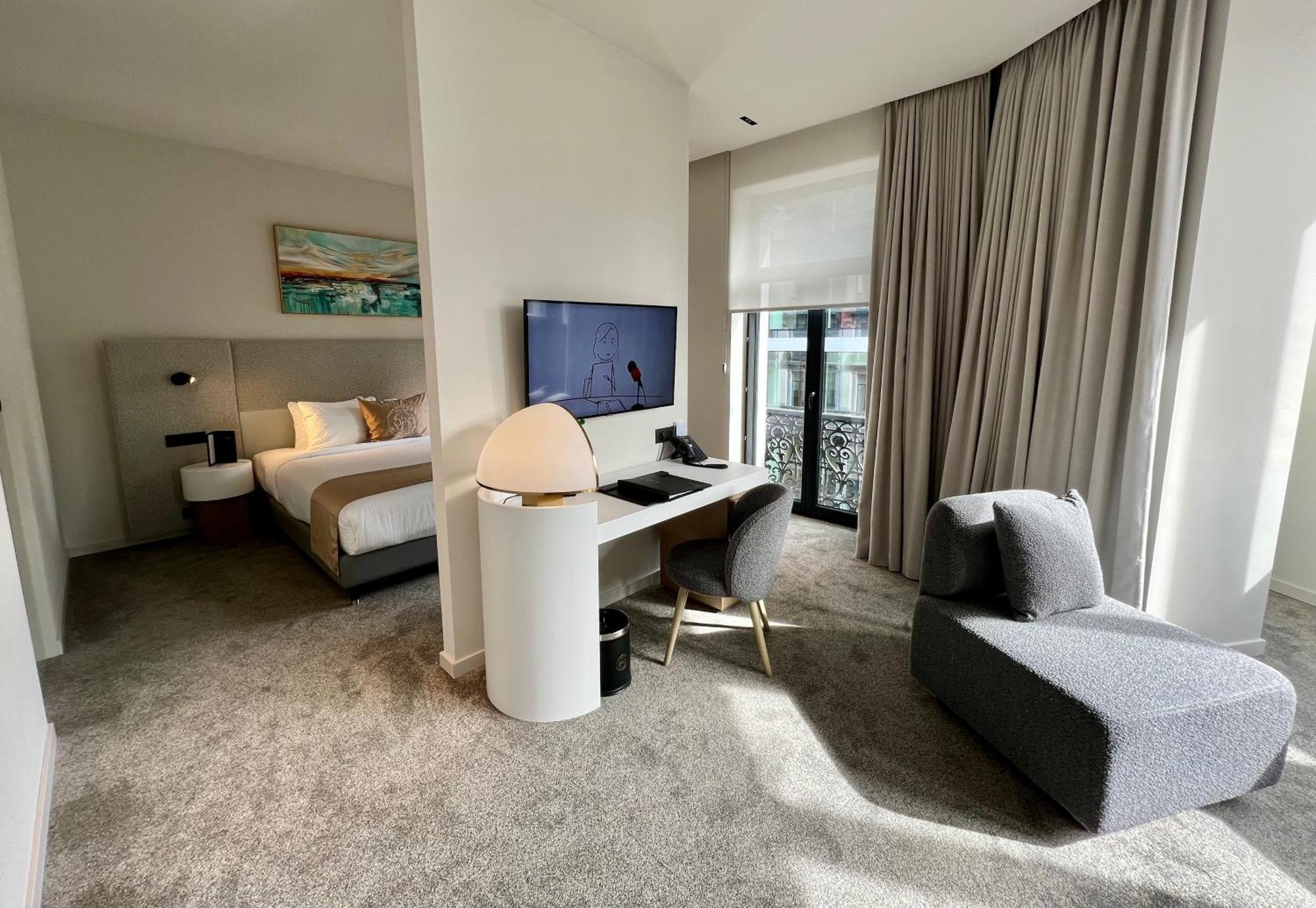 בריסל Opo Hotel מראה חיצוני תמונה
