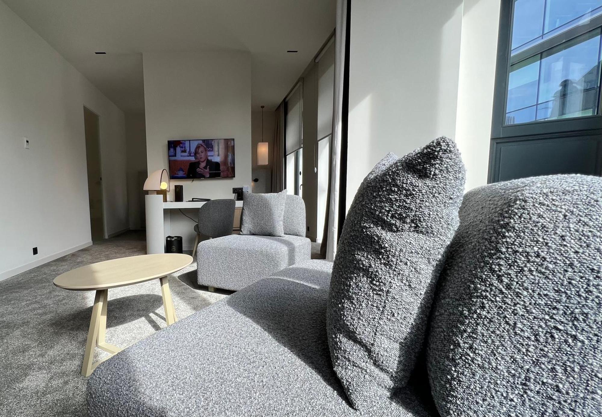 בריסל Opo Hotel מראה חיצוני תמונה