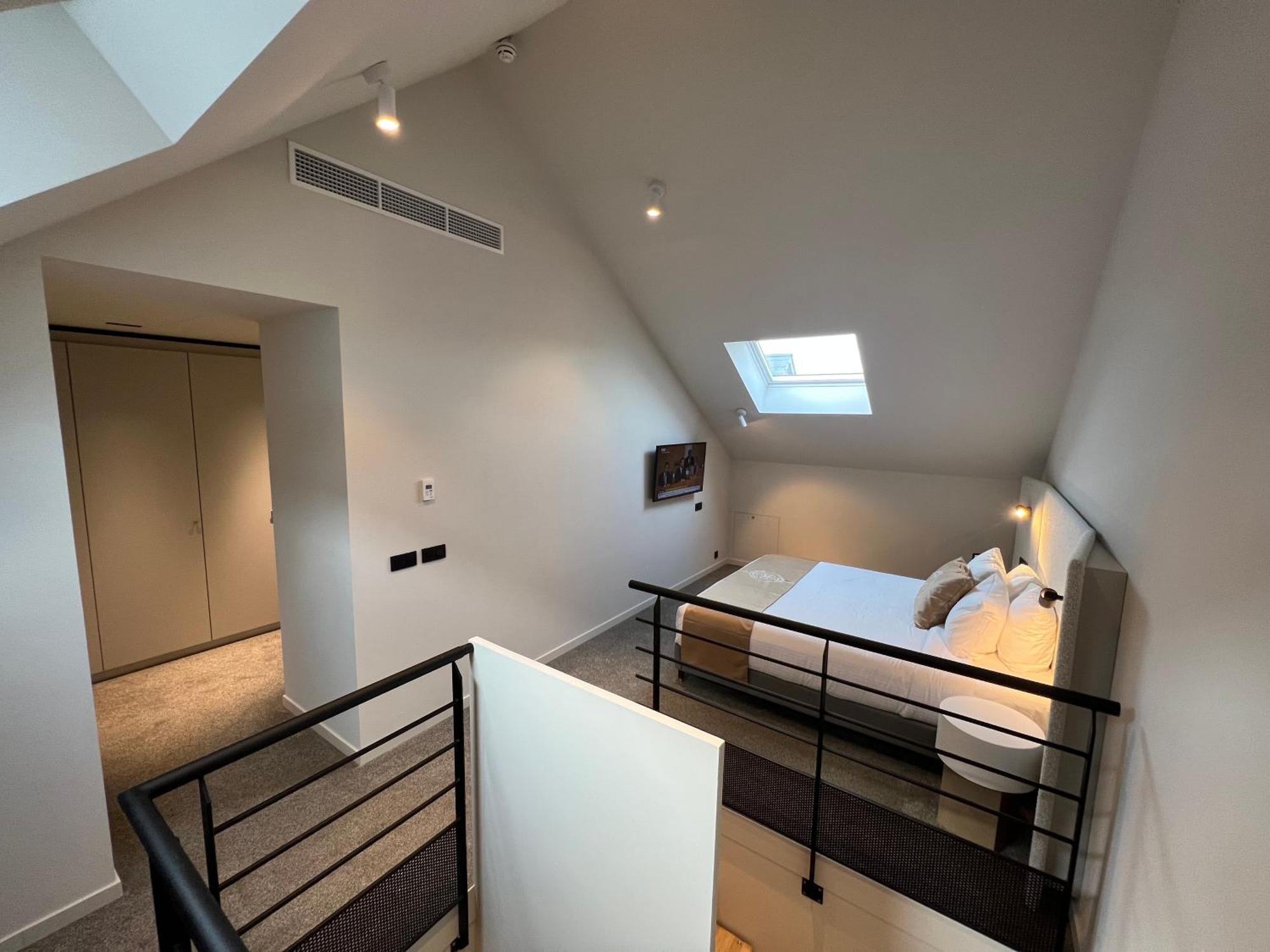 בריסל Opo Hotel מראה חיצוני תמונה