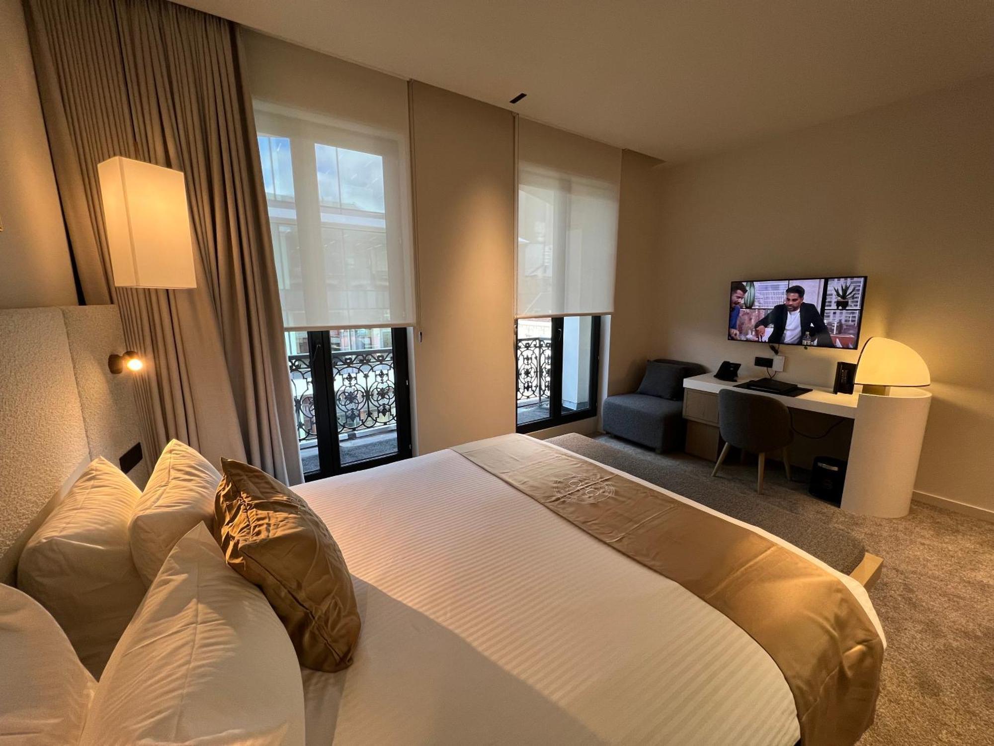 בריסל Opo Hotel מראה חיצוני תמונה